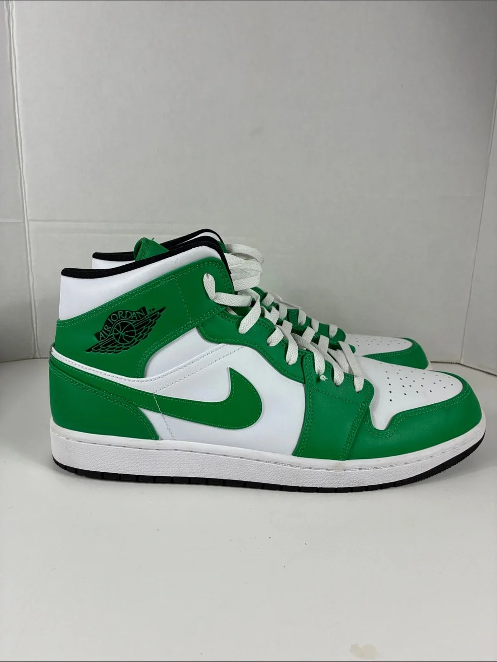 Jordan Men's Mid-Top Sneakers - Green/White Size 14